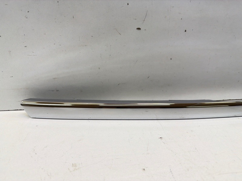 Накладка крышки багажника