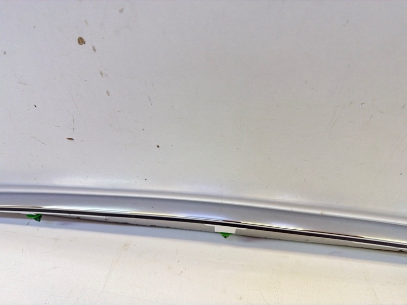 Накладка крышки багажника