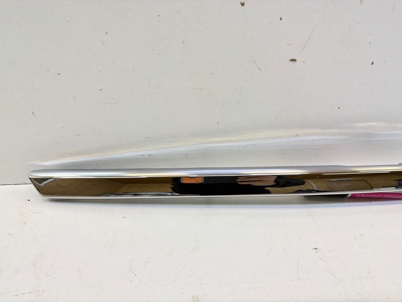 Накладка крышки багажника