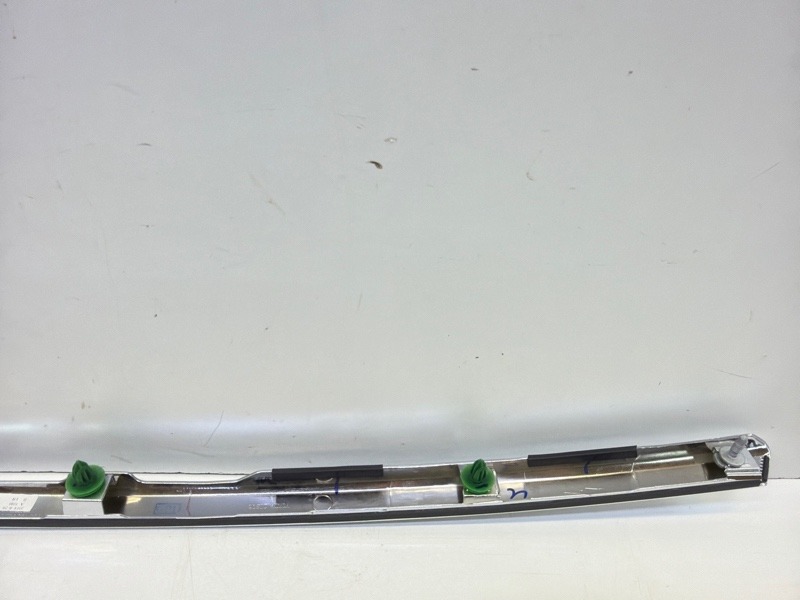 Накладка крышки багажника