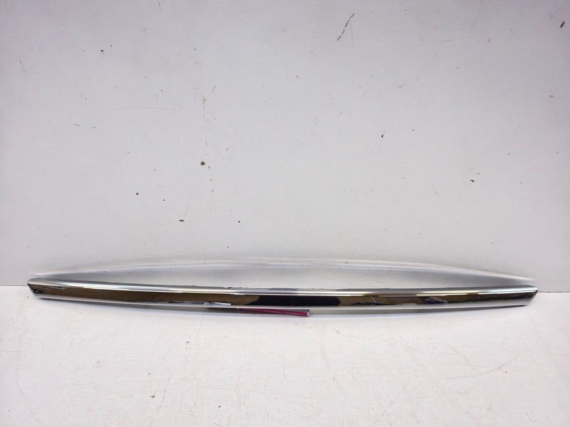 Накладка крышки багажника