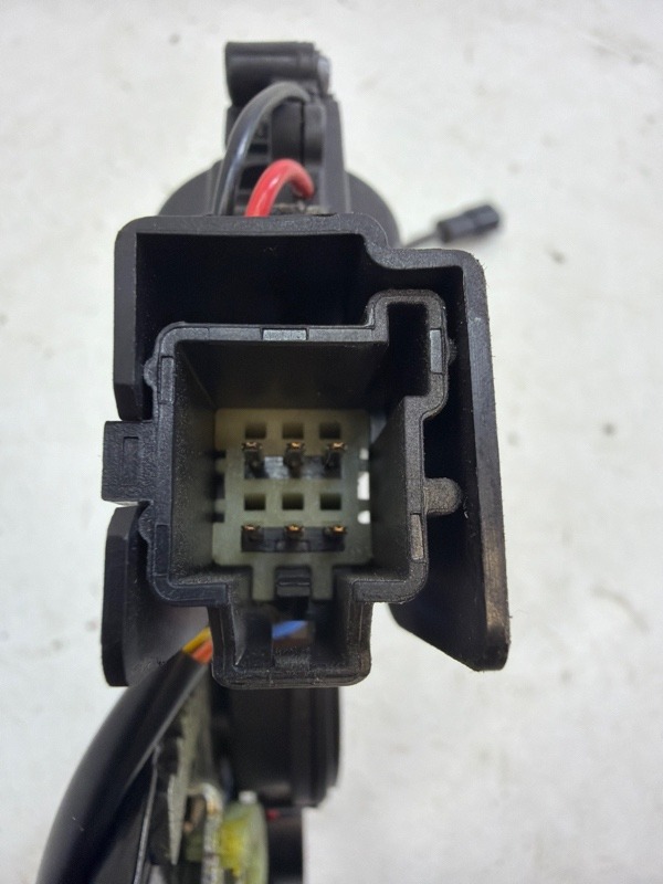 Замок багажника