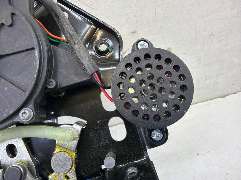 Замок багажника