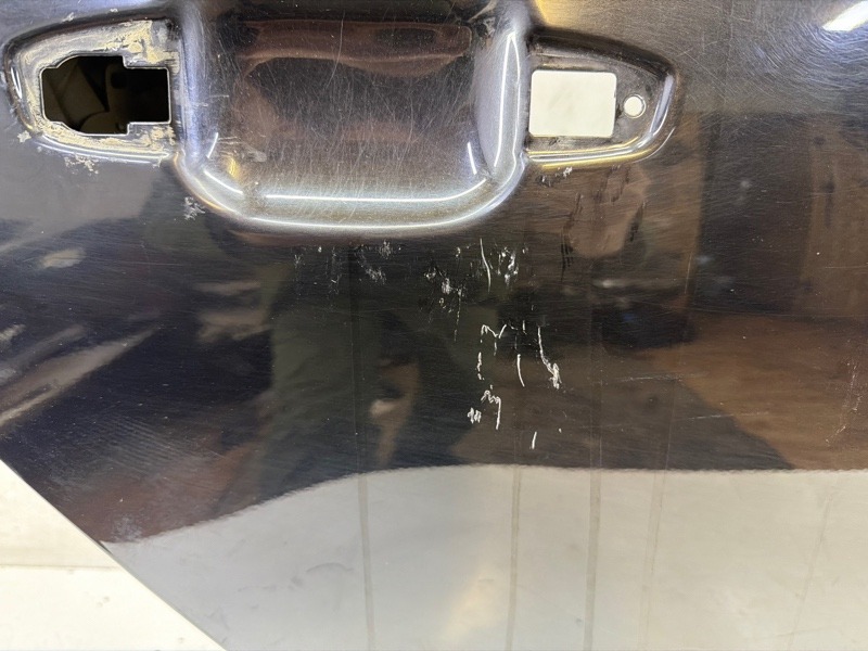 Дверь задняя правая