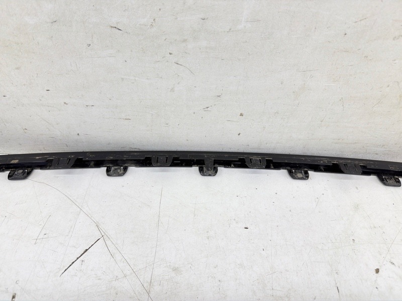 Молдинг заднего бампера