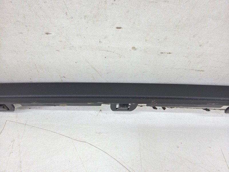 Молдинг заднего бампера