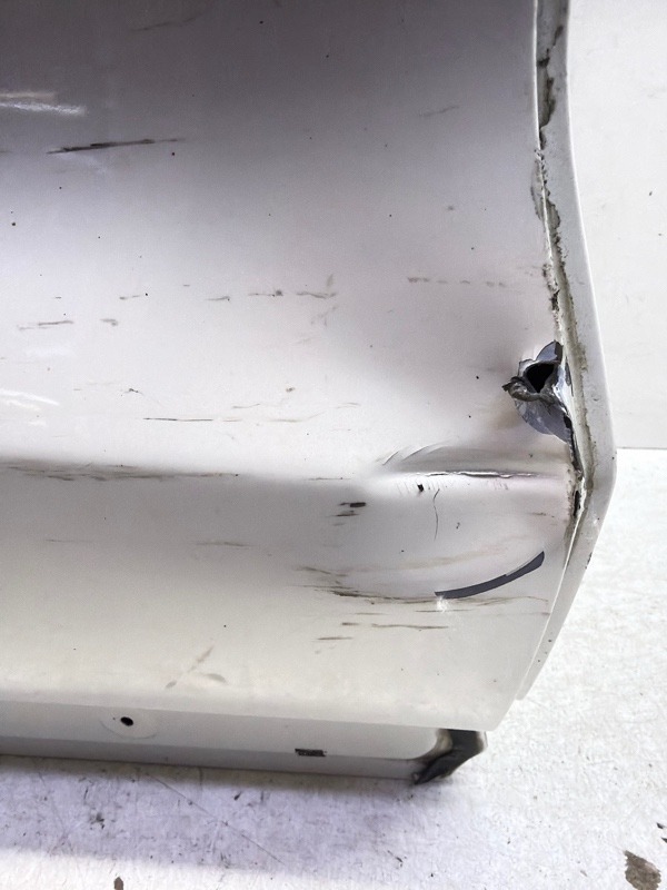 Дверь задняя правая