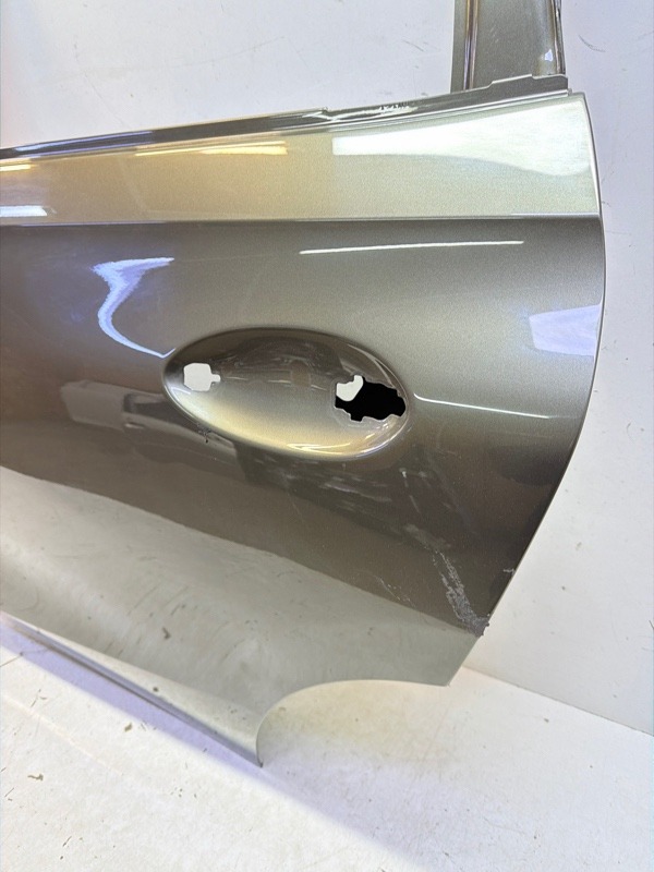 Дверь задняя левая