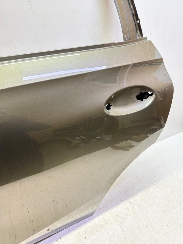 Дверь задняя левая