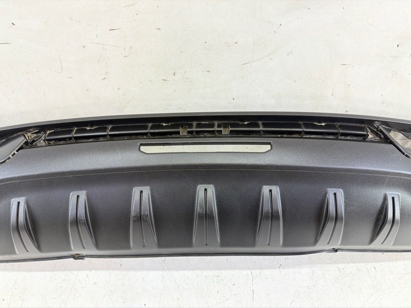 Спойлер заднего бампера