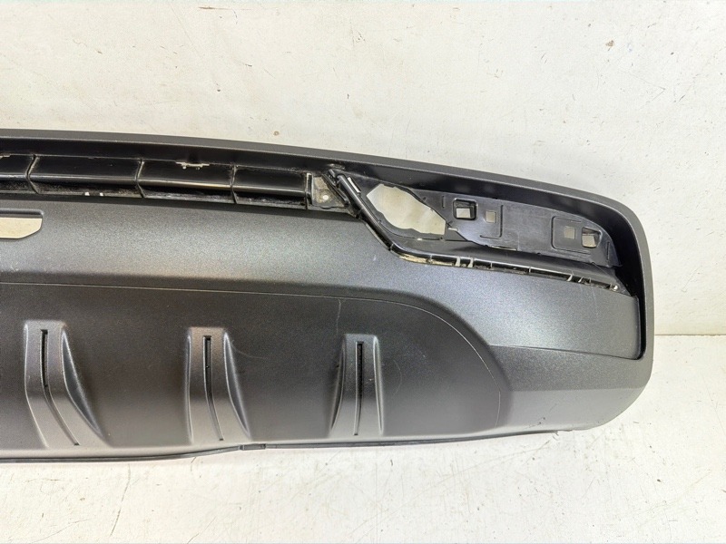 Спойлер заднего бампера