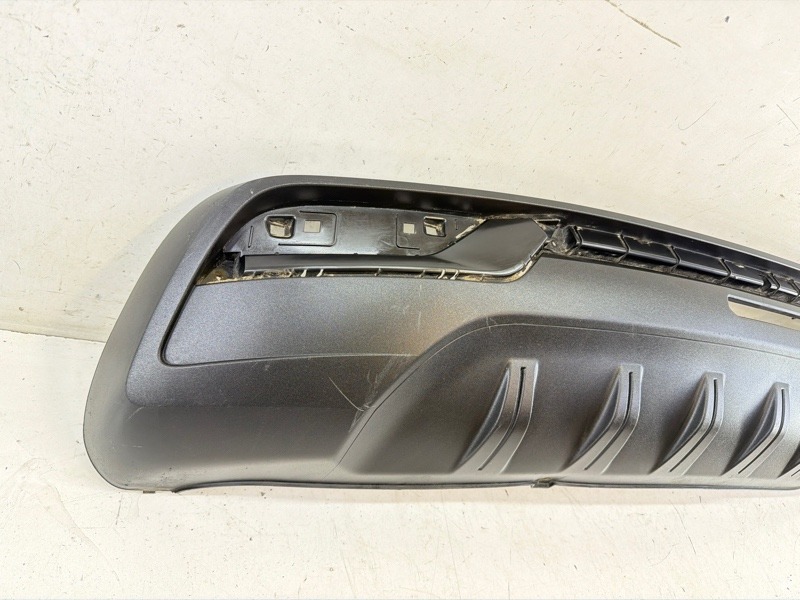 Спойлер заднего бампера