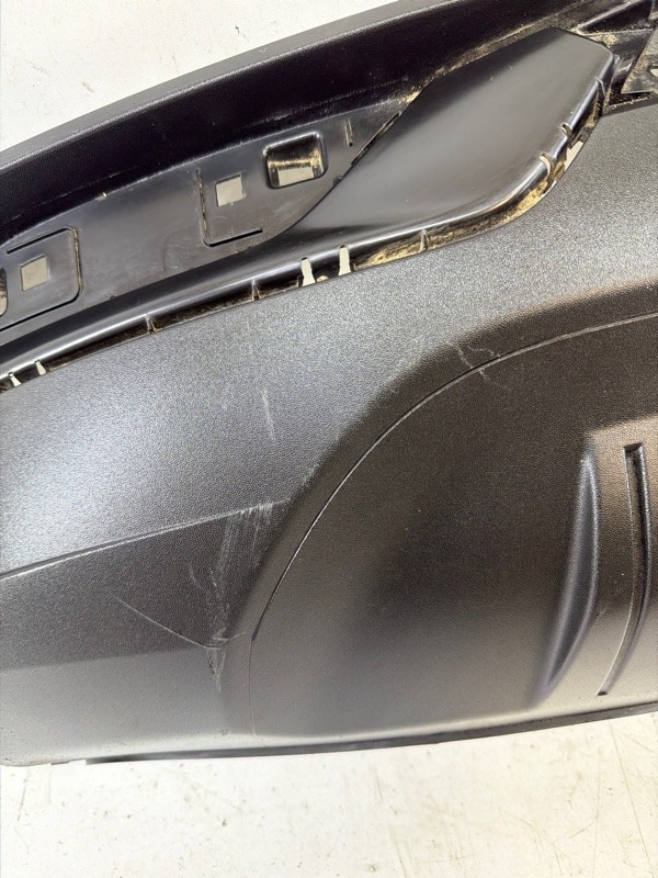 Спойлер заднего бампера