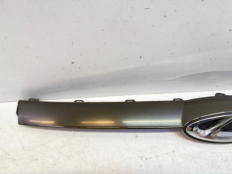 Накладка на решетку радиатора