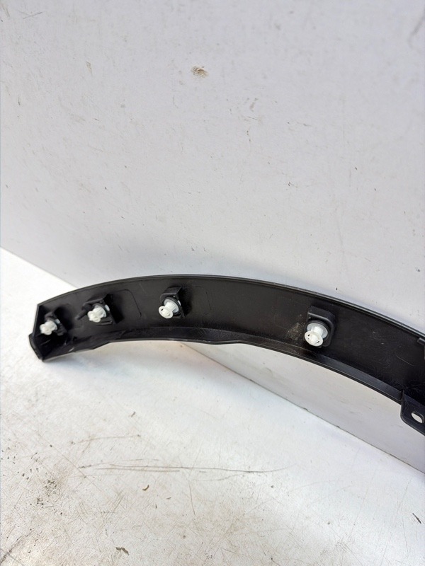 Накладка заднего крыла правого