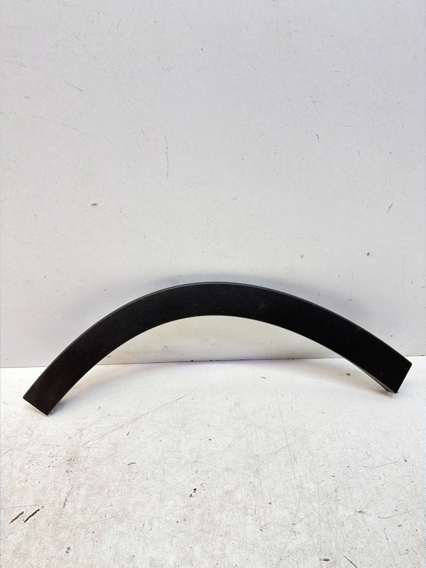 Накладка заднего крыла правого