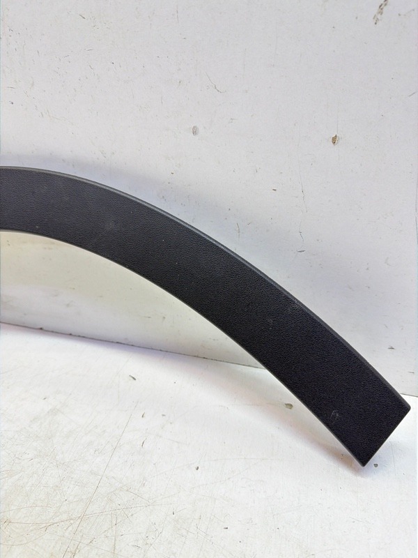 Накладка заднего крыла правого