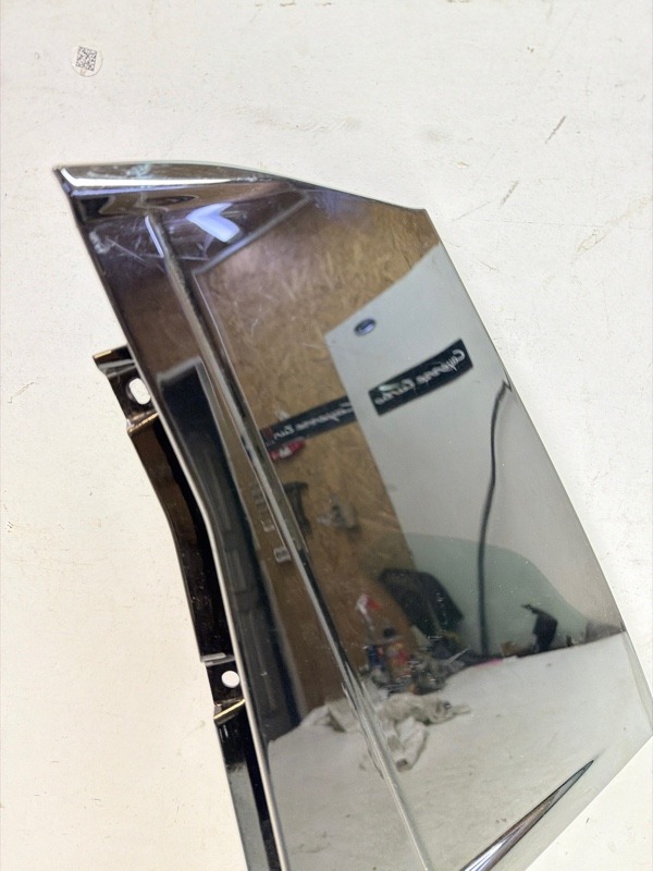 Накладка двери задней левой