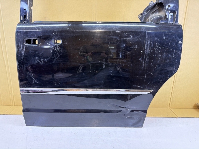 Дверь задняя левая