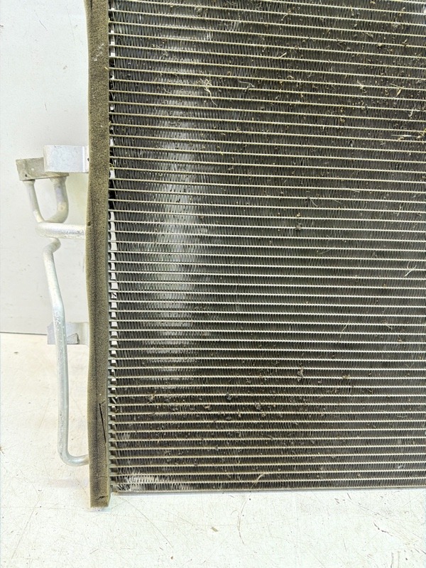 Радиатор кондиционера / конденсер