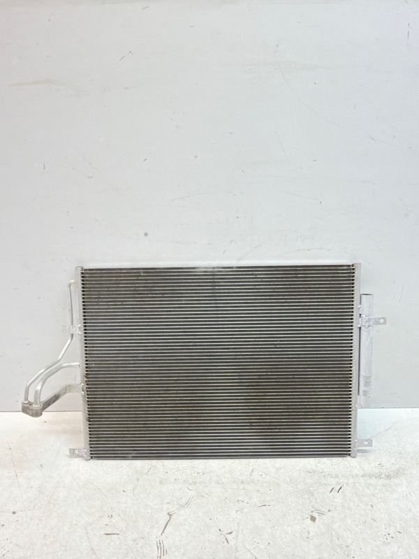 Радиатор кондиционера / конденсер