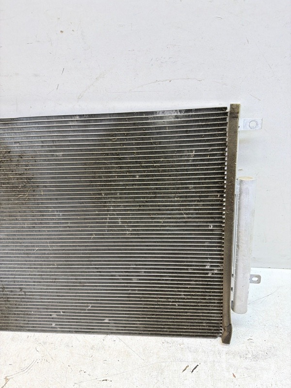 Радиатор кондиционера / конденсер