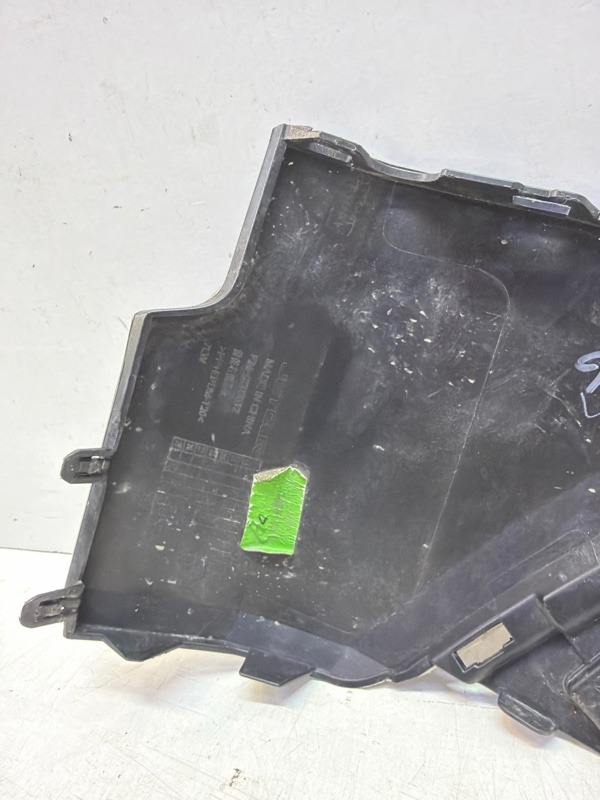 Накладка переднего бампера правая