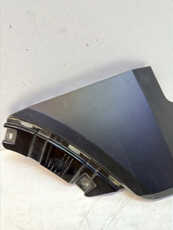 Накладка переднего бампера правая