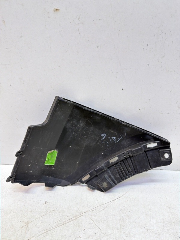 Накладка переднего бампера правая