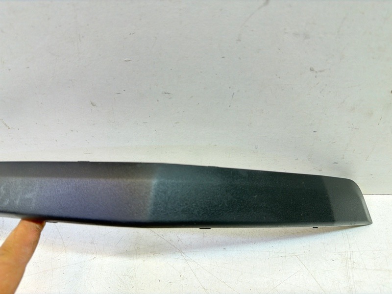 Молдинг заднего бампера левый