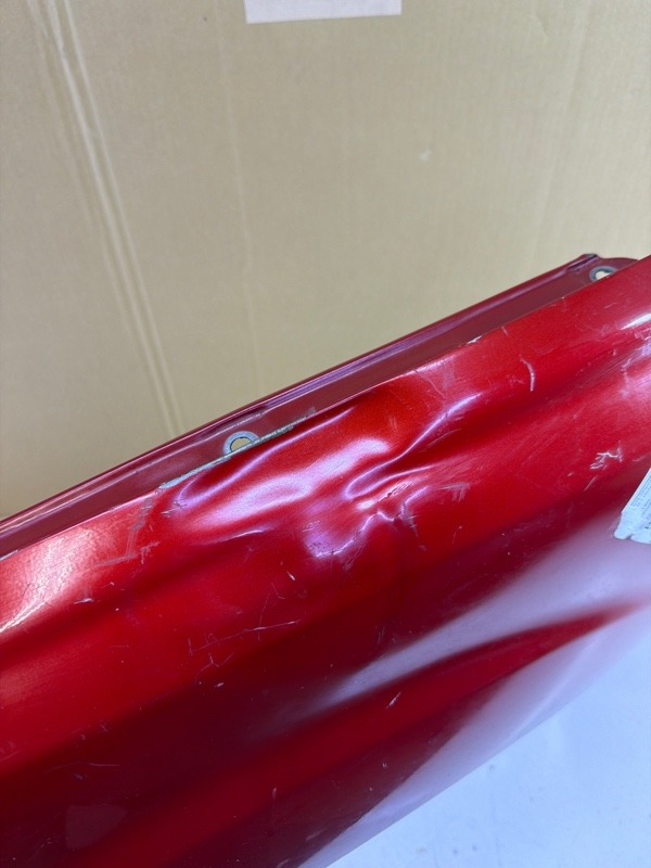 Крыло переднее левое