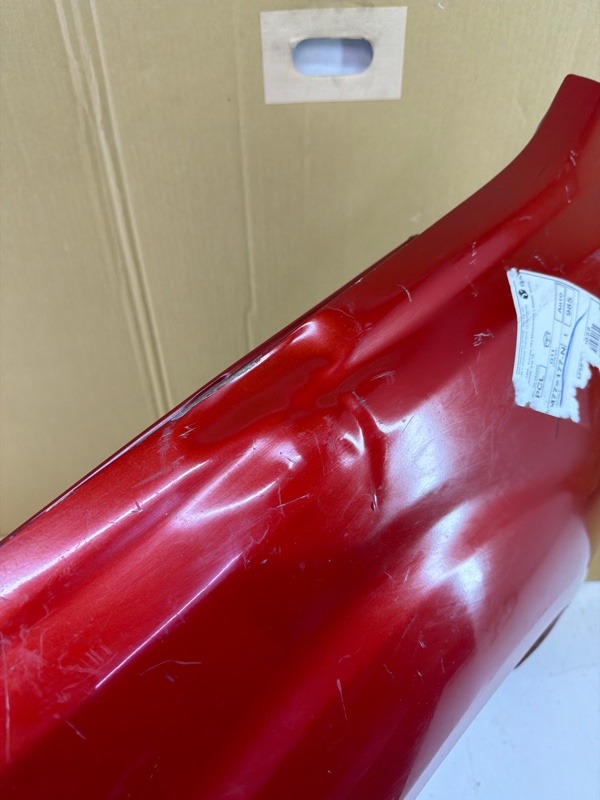 Крыло переднее левое