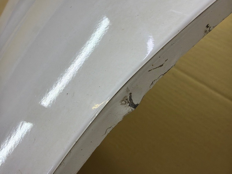 Крыло переднее левое