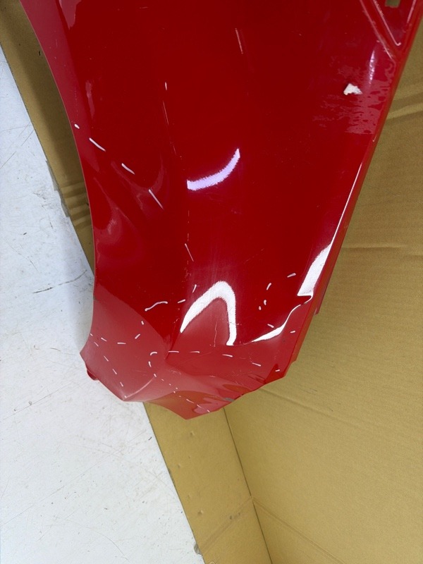 Крыло переднее правое