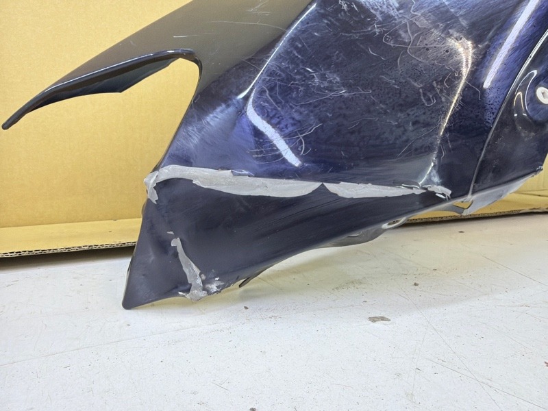 Крыло переднее левое