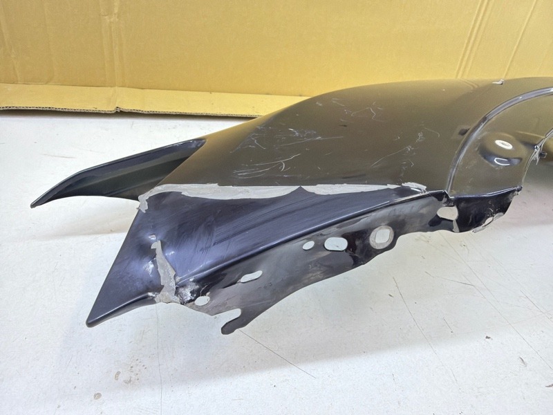 Крыло переднее левое