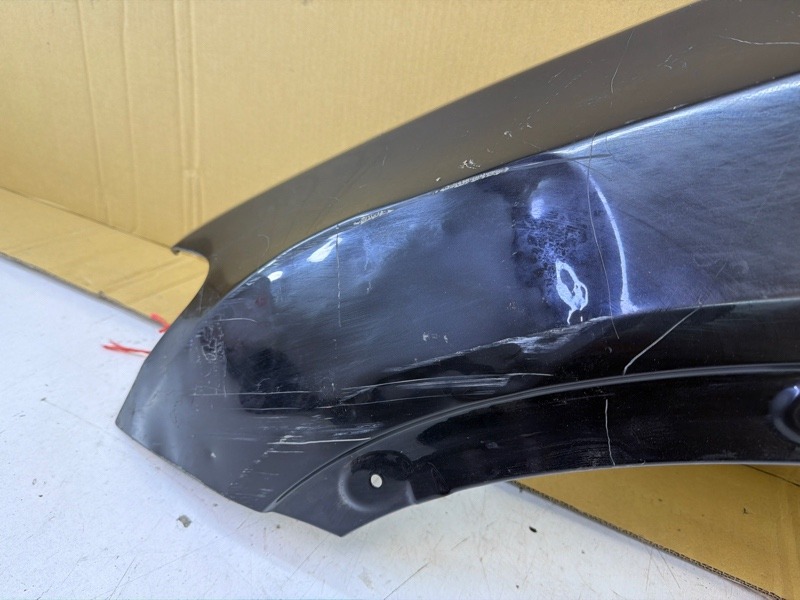 Крыло переднее левое