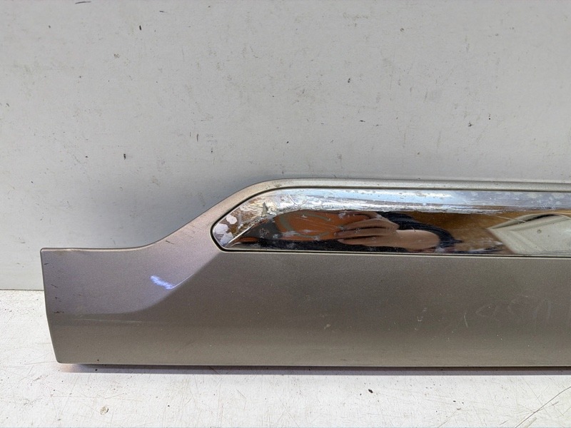 Накладка двери задней правой