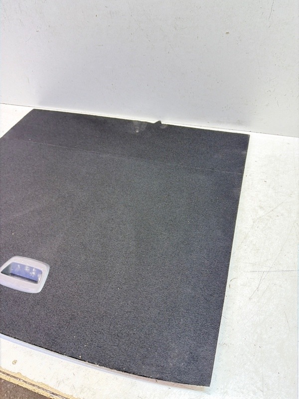 Пол багажника