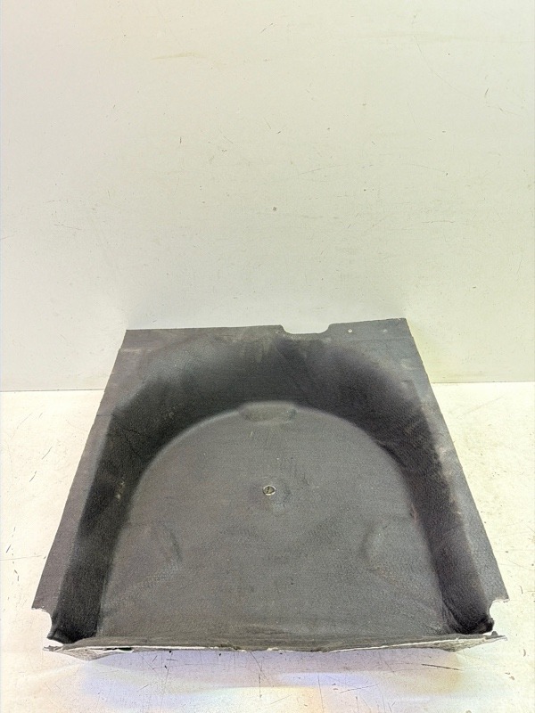 Обшивка багажника