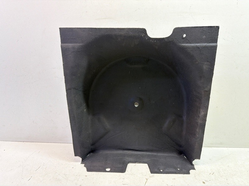 Обшивка багажника