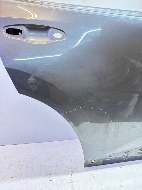 Дверь задняя правая