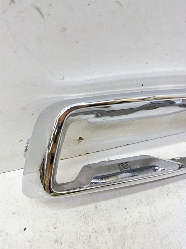 Накладка заднего бампера левая
