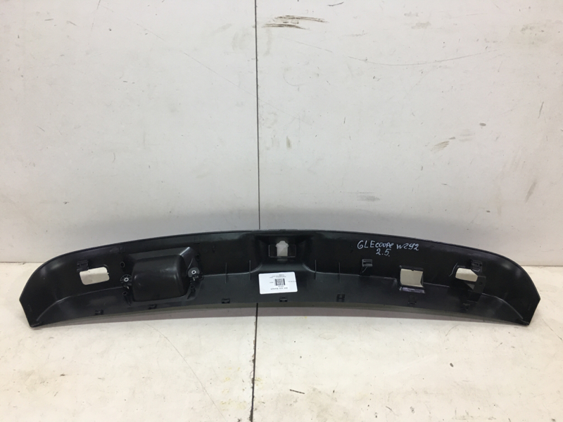 Обшивка багажника