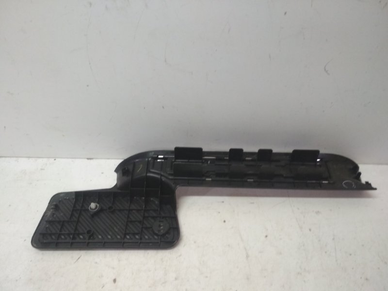 Накладка на порог (наружная)