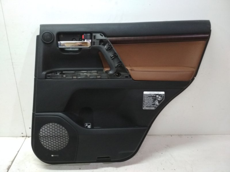 Обшивка двери