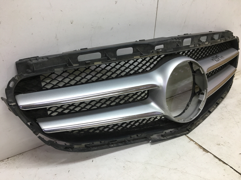 Решетка радиатора