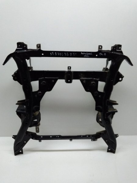 Балка подмоторная