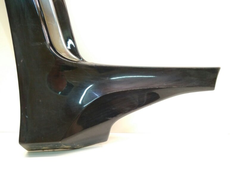 Накладка переднего крыла левого