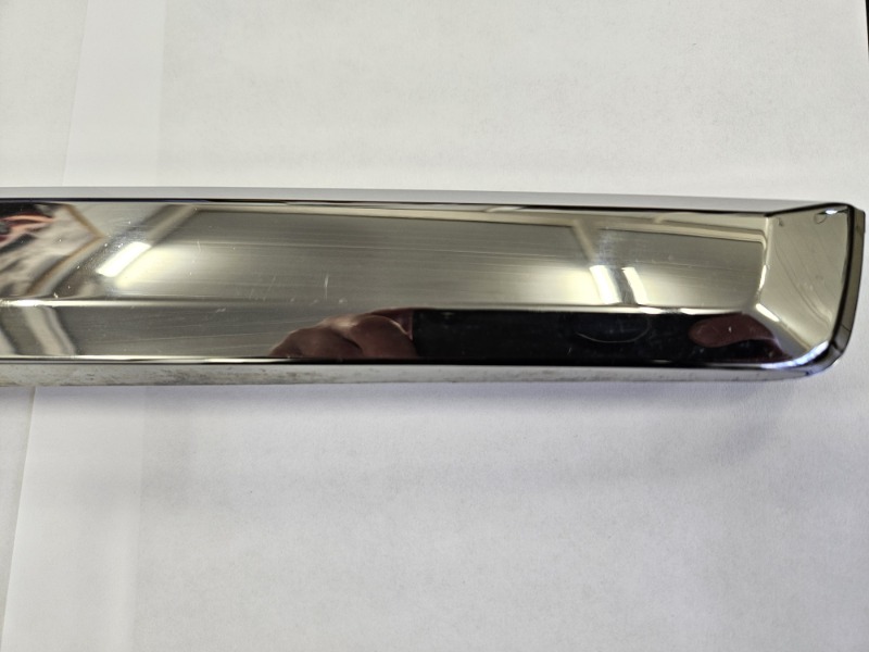 Рамка фары левой